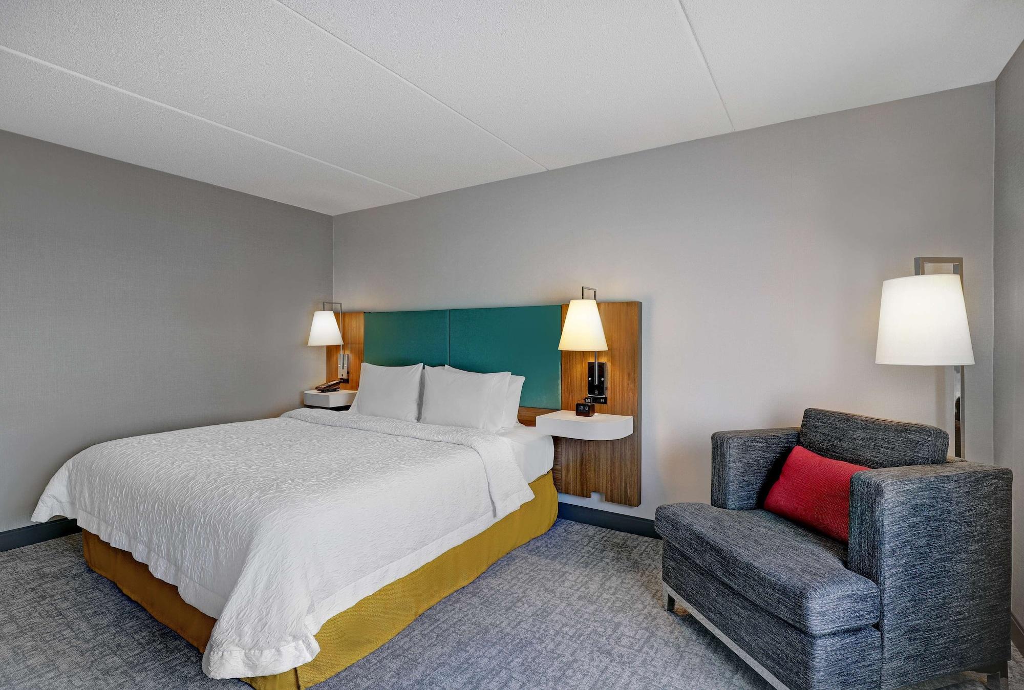 Hampton Inn & Suites بيلفي المظهر الخارجي الصورة