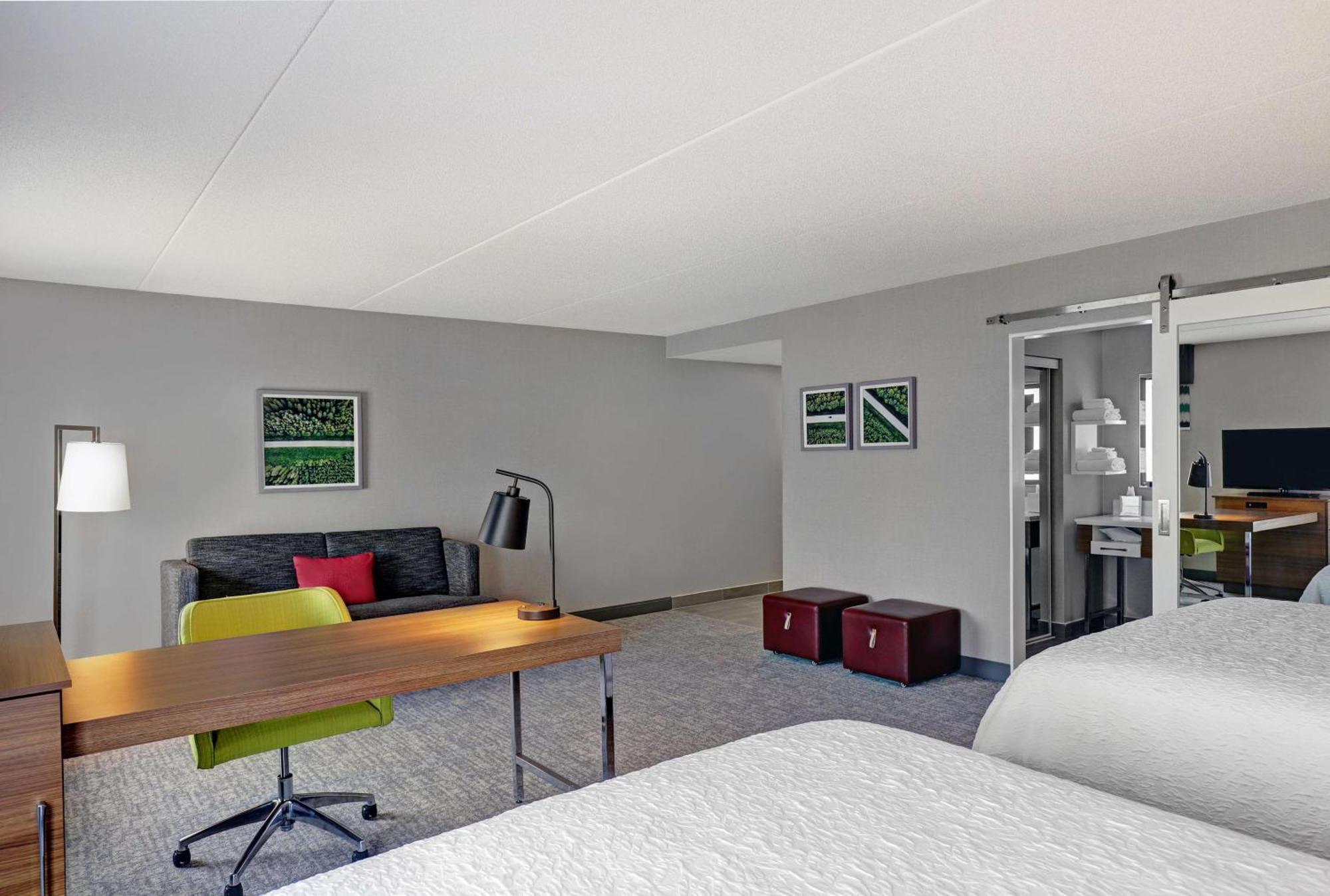 Hampton Inn & Suites بيلفي المظهر الخارجي الصورة