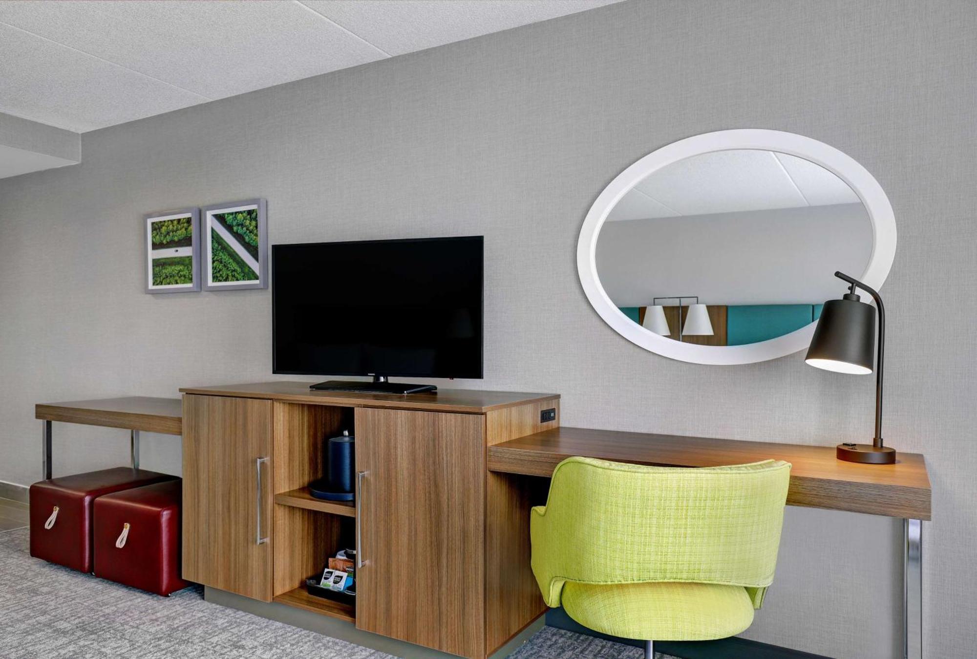 Hampton Inn & Suites بيلفي المظهر الخارجي الصورة