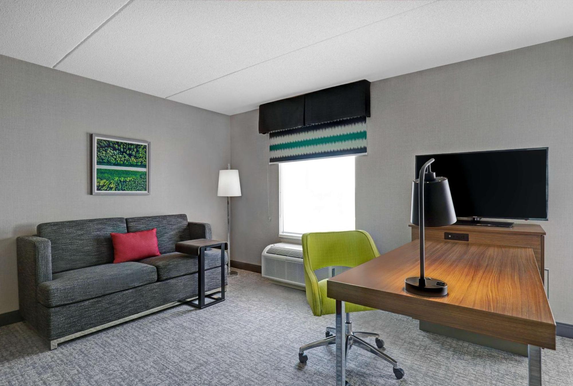 Hampton Inn & Suites بيلفي المظهر الخارجي الصورة